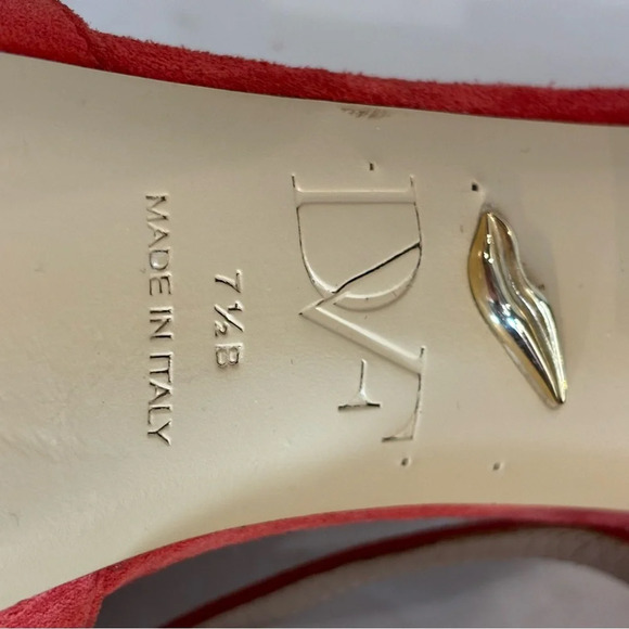 DIANE VON FURSTENBERG Sz 7.5B Suede Block Heel Platform Sandals Shoes Suede - Picture 10 of 10